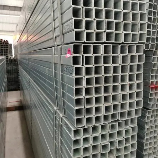 稻城小口径无缝方矩管