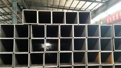 稻城Q355B无缝方管厂家供应